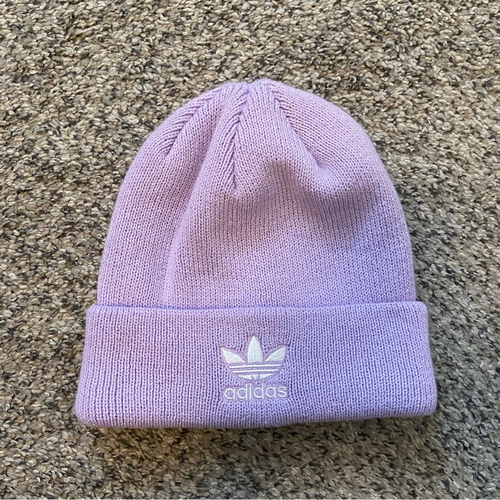 Lavender Adidas beanie 💜